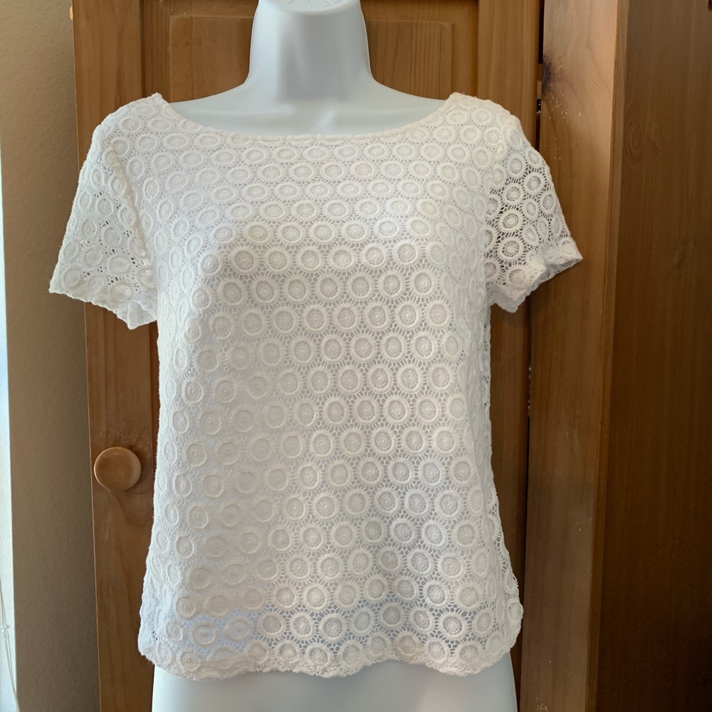 Gently worn Lilly Pulitzer by Target lace top -S